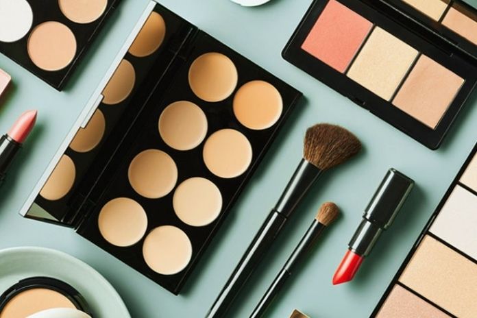 Expired Makeup What Risks Are The Health Risks
