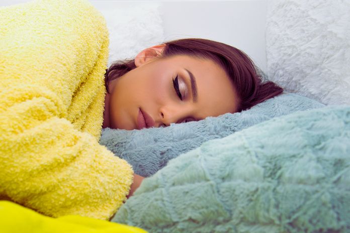 How To Regenerate The Skin Of The Face While You Sleep